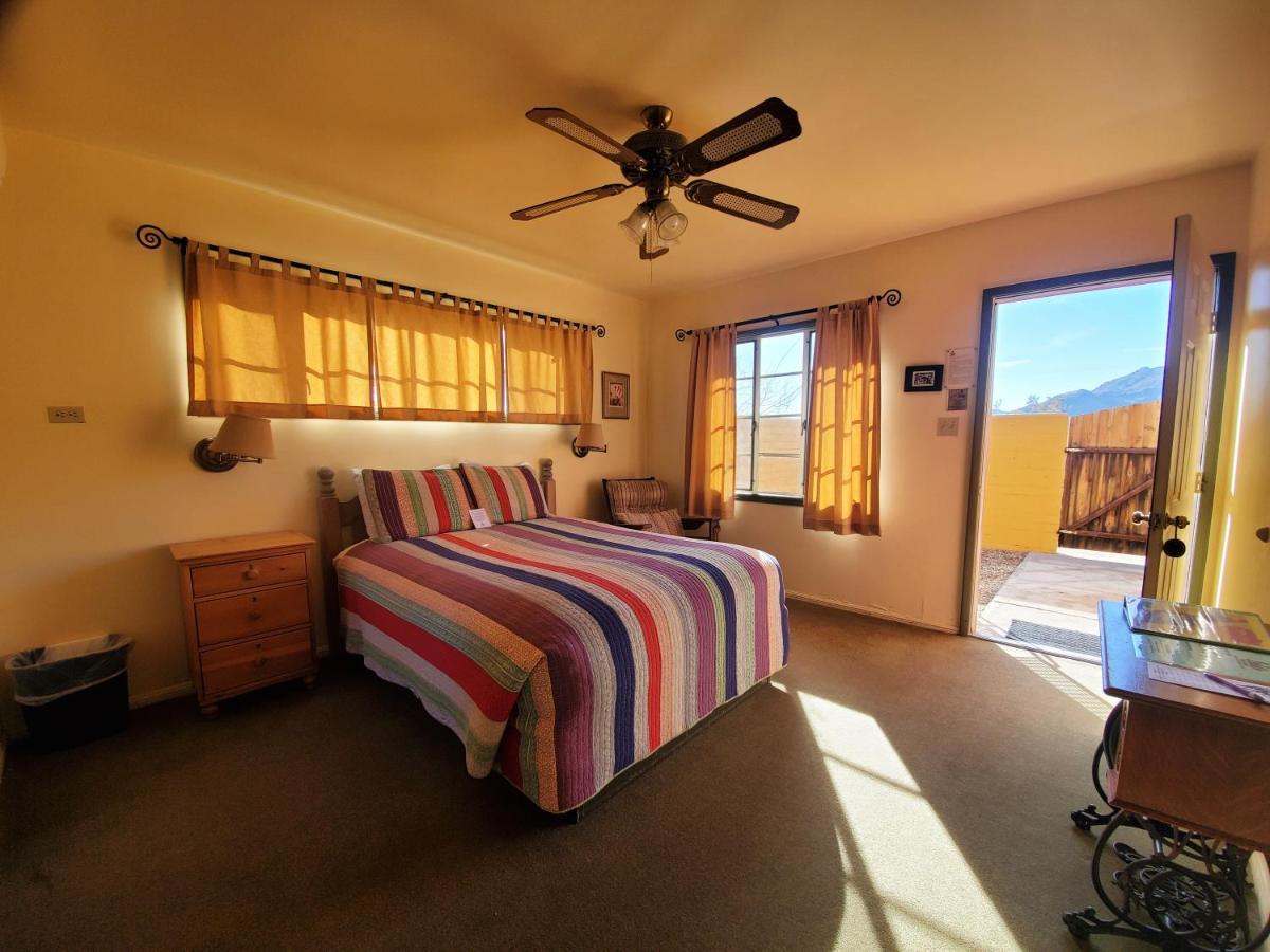 29 Palms Inn トウェンティナイン・パームズ エクステリア 写真