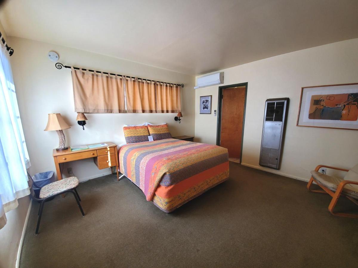 29 Palms Inn トウェンティナイン・パームズ エクステリア 写真
