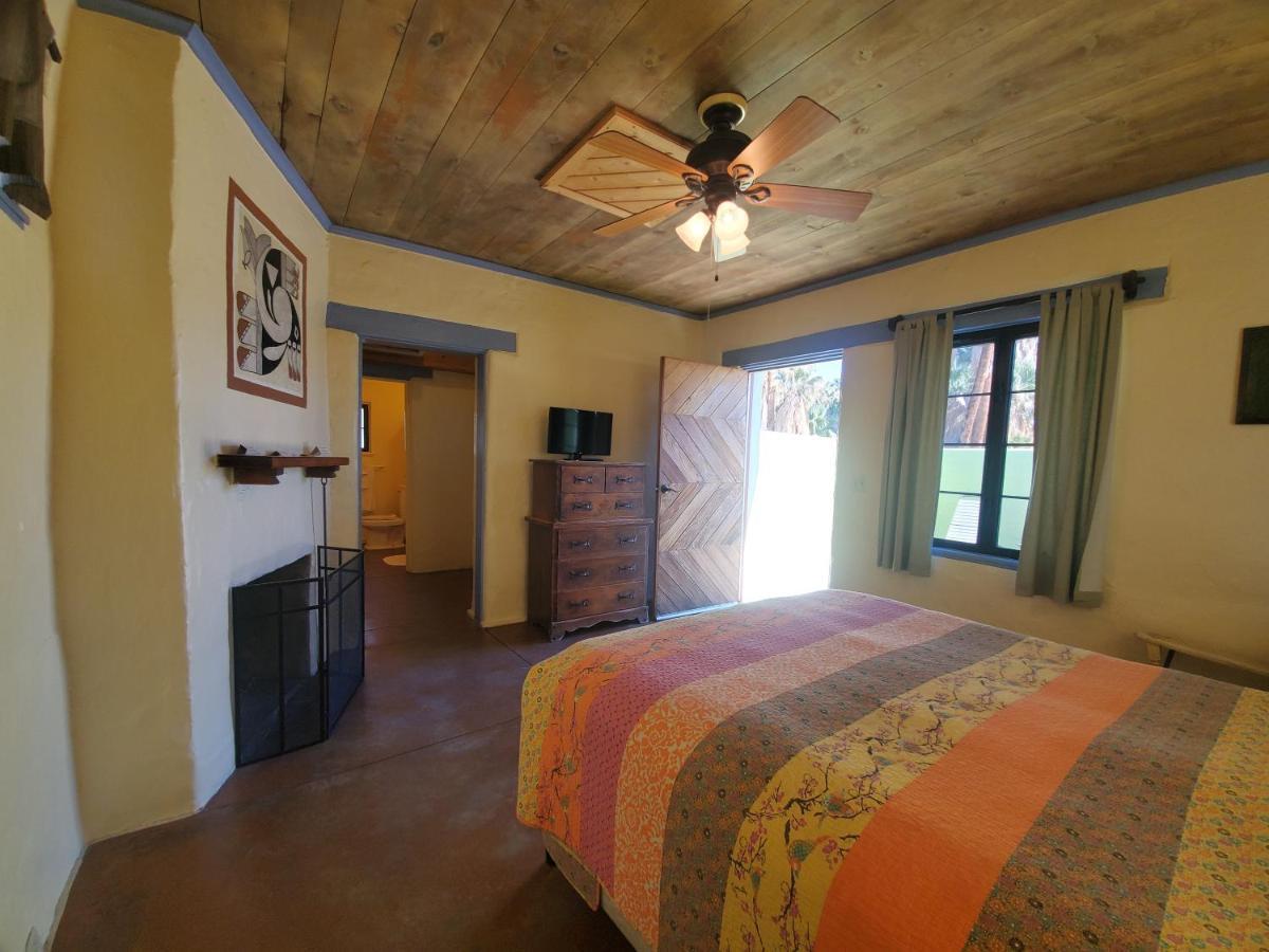 29 Palms Inn トウェンティナイン・パームズ エクステリア 写真