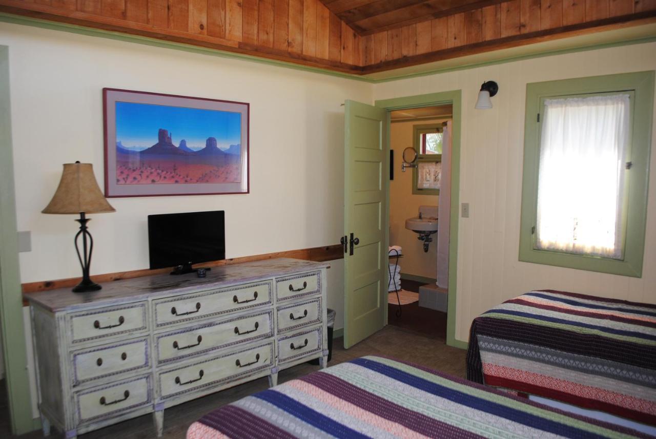 29 Palms Inn トウェンティナイン・パームズ エクステリア 写真